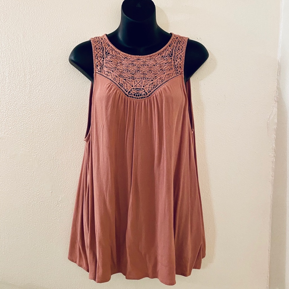 Women’s crochet tunic